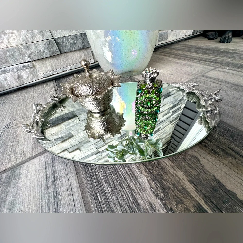 VNTG SilverFloral Rhinestone Oval Wall Vanity Mirror Tray Grandmillenial Decor